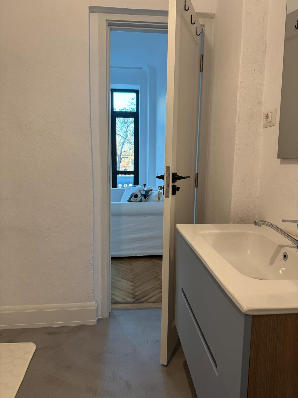 Apartament Brand New City Center -115Sq