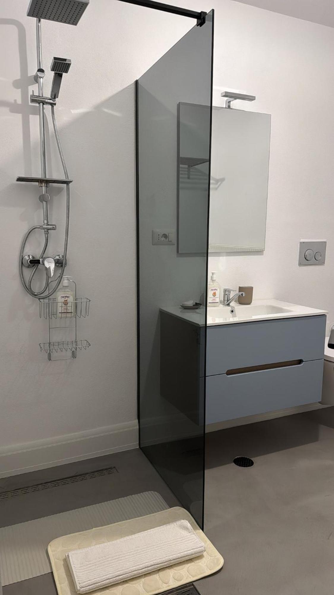 Brand New City Center -115Sq Apartament